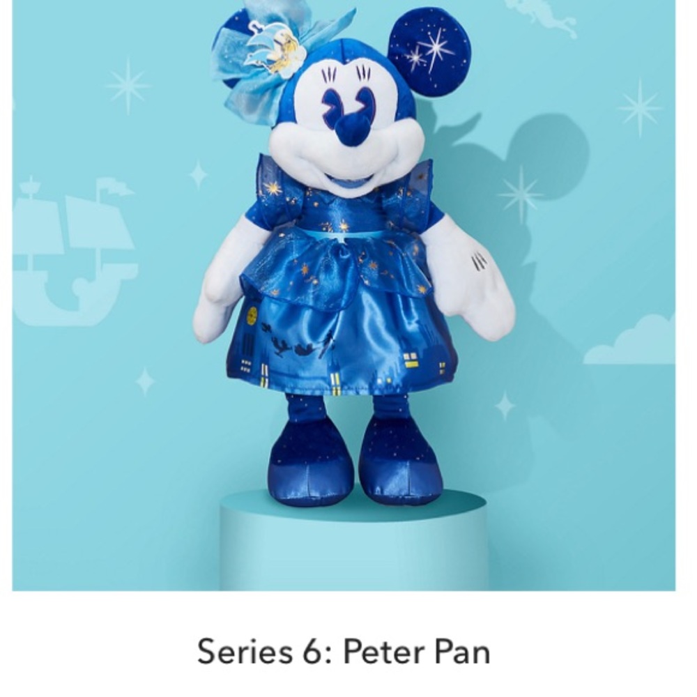 Minnie Mouse Main Attraction plush